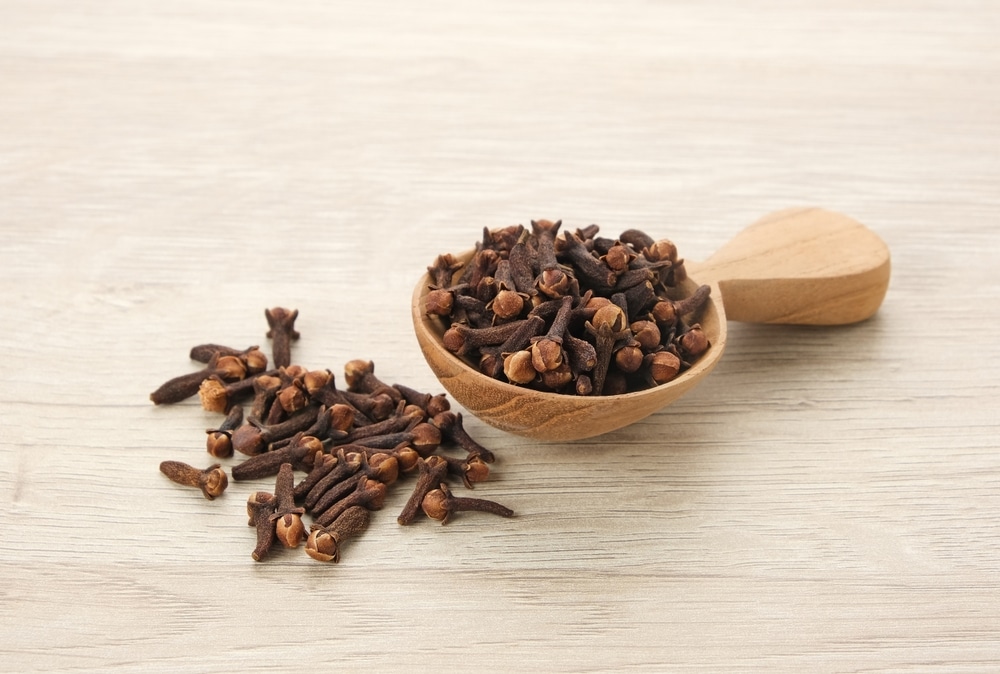 Cloves Or Cloves Aromatic Dried Flower Buds 