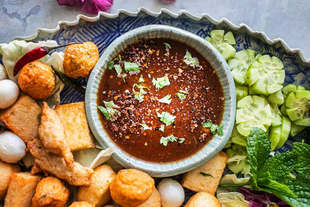 thai sweet tamarind sauce served with fried items